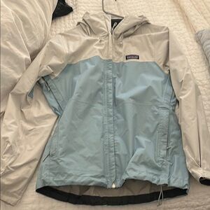 Patagonia Women's Light Blue and Gray Jacket